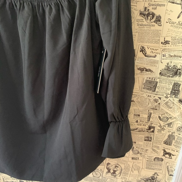 NWT lulus off shoulder black blouse long sleeve XS - Picture 4 of 9